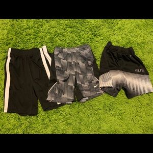 2T NIKE SHORTS